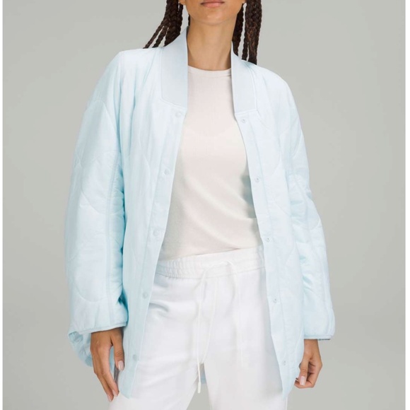 LULULEMON. QUILTED LIGHT INSULATED JACKET. BNWT -  POWDER BLUE - Picture 2 of 7